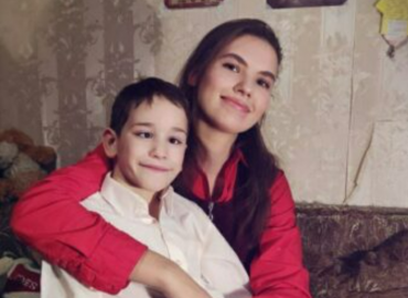 «Счастье быть его мамой»: история Татьяны, которая забрала из интерната девятилетнего Вадима со спина бифида